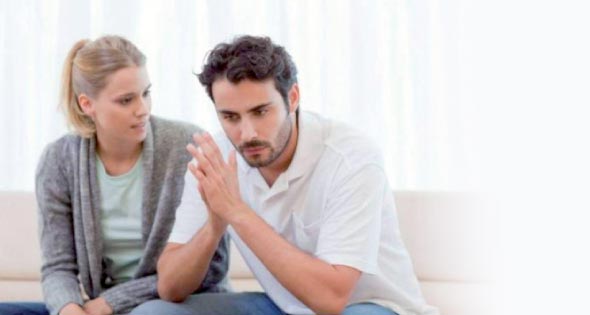 مقارنة الزوج بالآخرين 