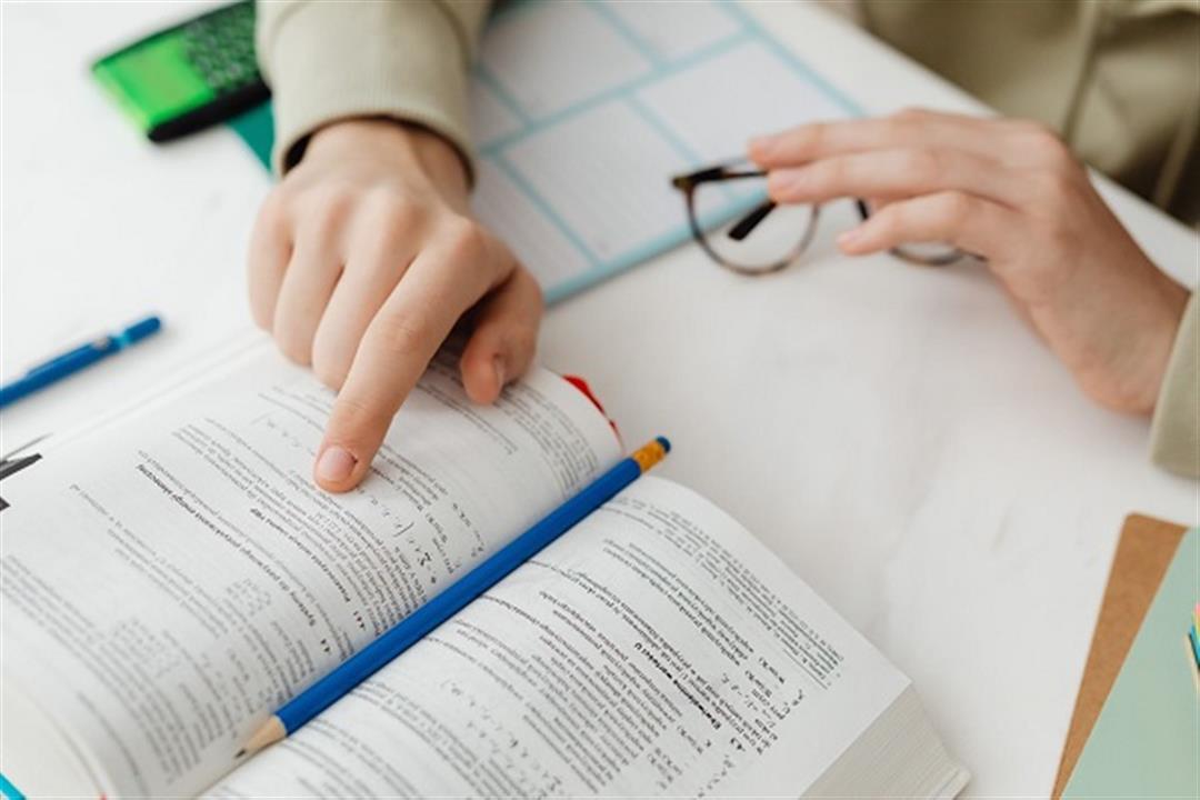 المذاكرة ليلة الامتحان