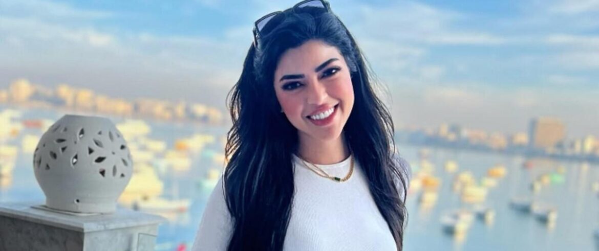 الفنانة ميرنا جميل