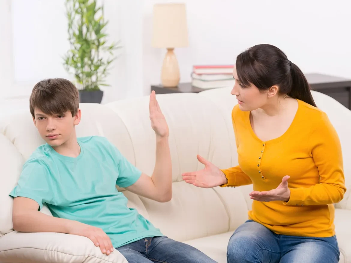 تأثير التغيرات الهرمونية على سلوك المراهقين