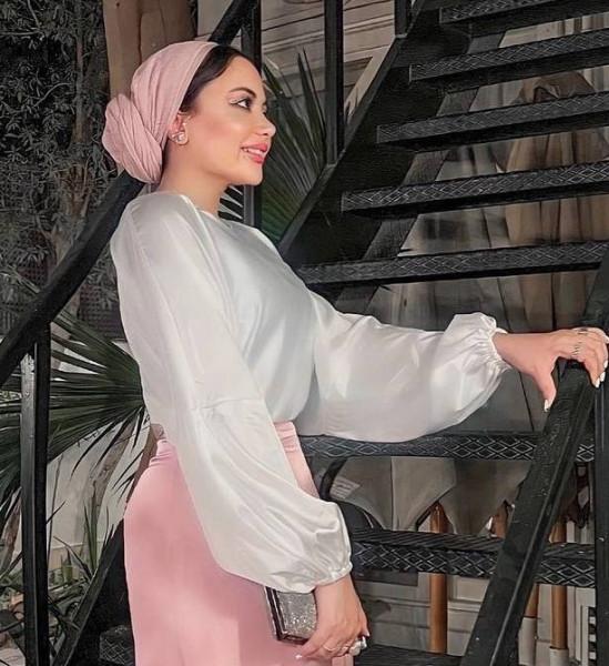 لفات الحجاب من الخلف