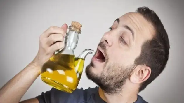 المضمضة بالزيت